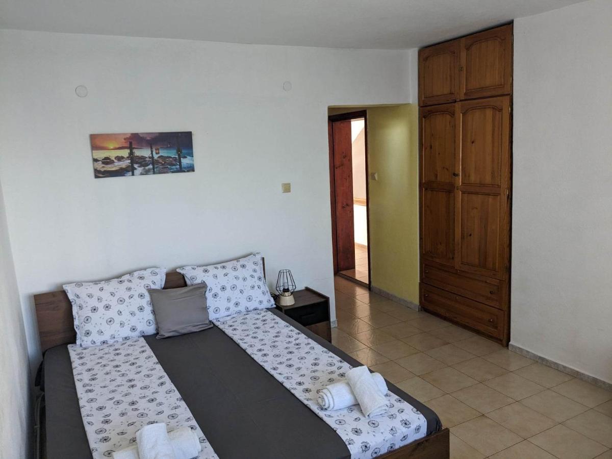 Цвета Hotel Sinemoretz Luaran gambar